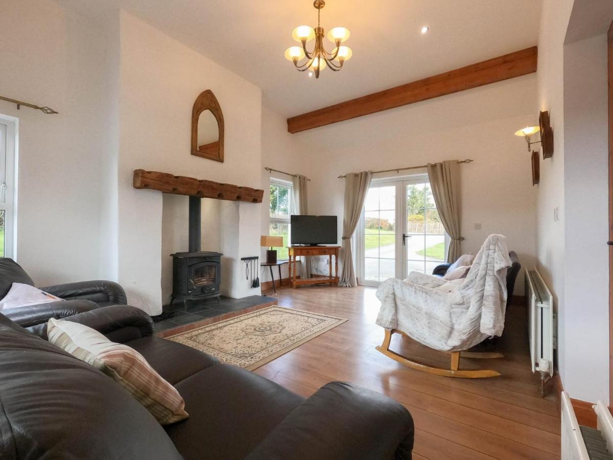 The Heights & Hollows Farmhouse, Saul, Downpatrick, Sleeps 14 Exterior photo